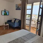 Ohana Roger Apartment